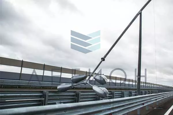 Осветительные мачты и опоры складывающегося типа